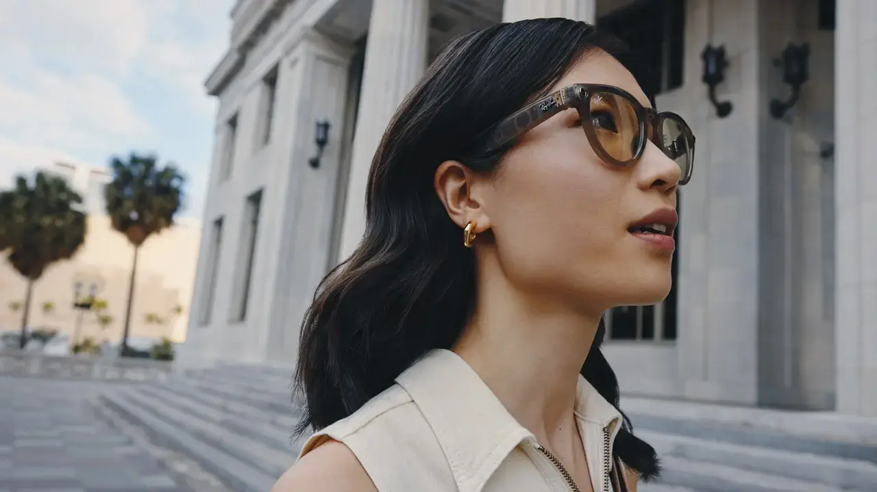 Girl wearing Meta sunglasses 